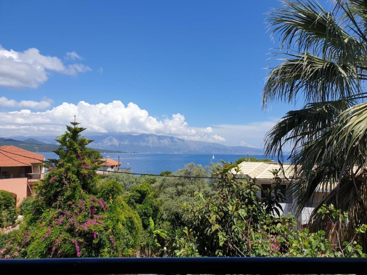 Alexandros B Hotel Nikiana Buitenkant foto