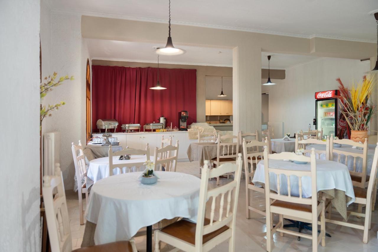 Alexandros B Hotel Nikiana Buitenkant foto