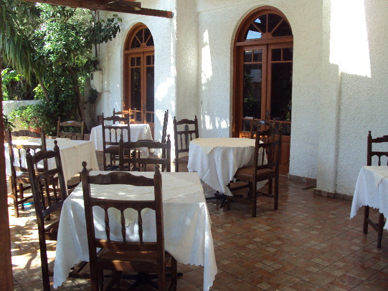 Alexandros B Hotel Nikiana Buitenkant foto